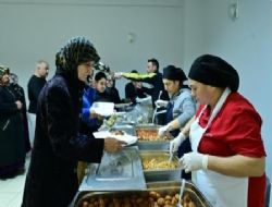 Gemlik Belediyesinden her gün halk iftarı